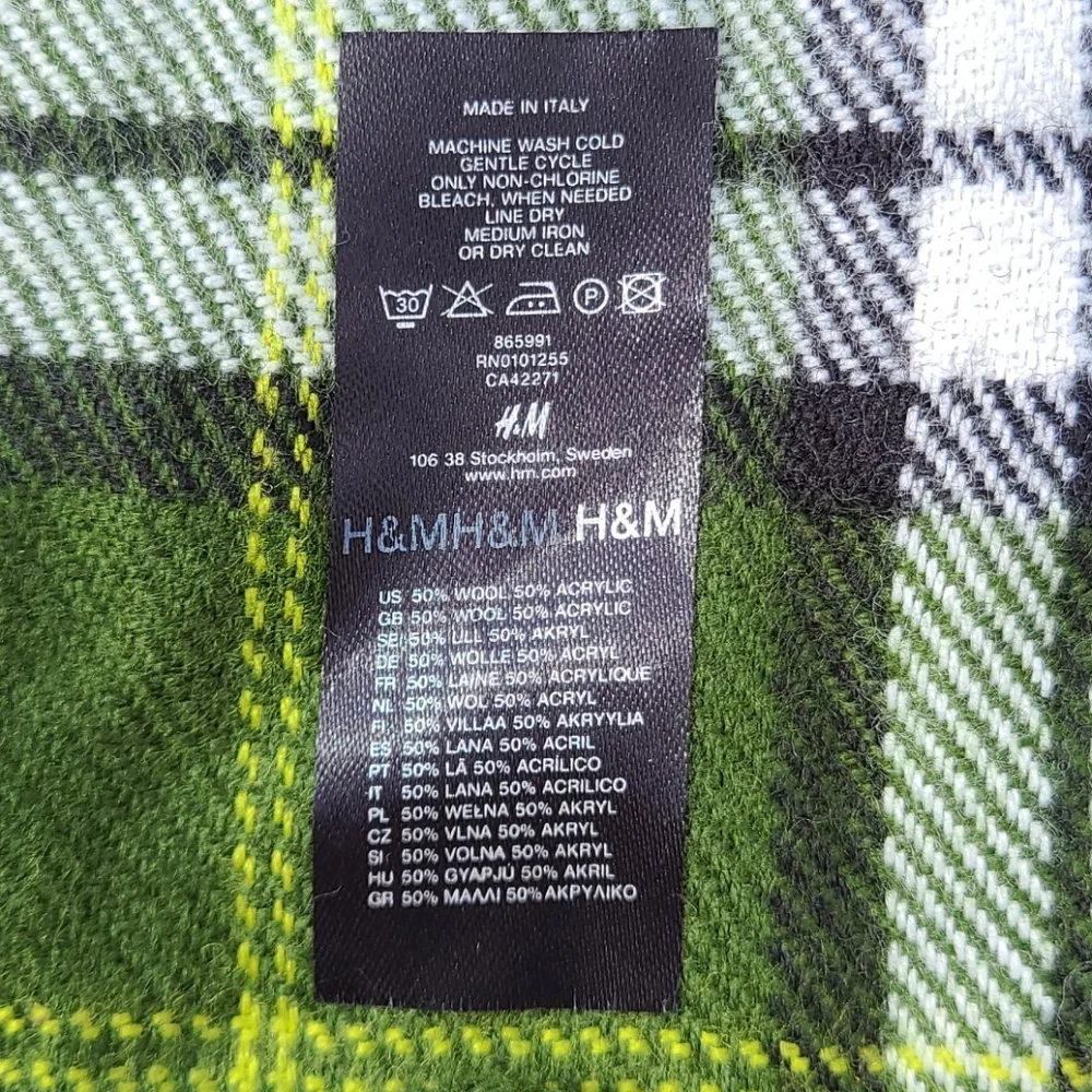 H & M scarf